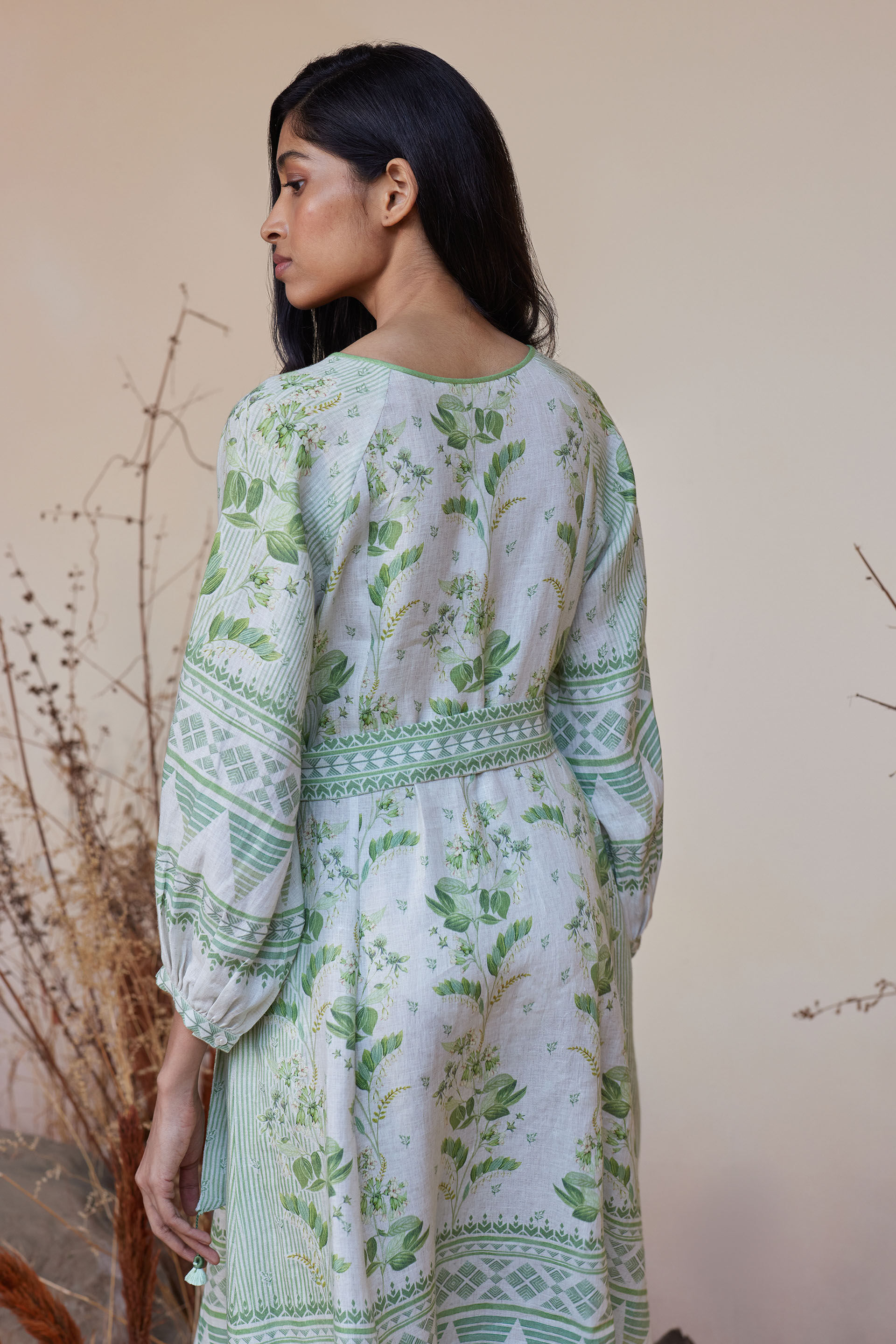 Alya clothing website online